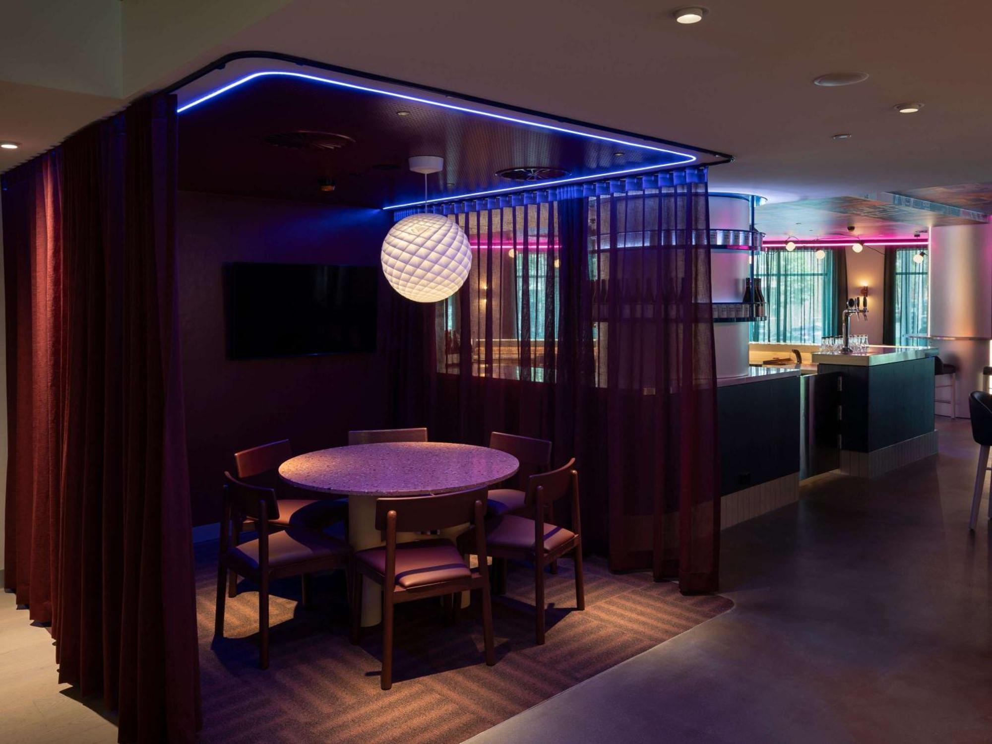 Ibis Styles Sydney Central Exterior photo